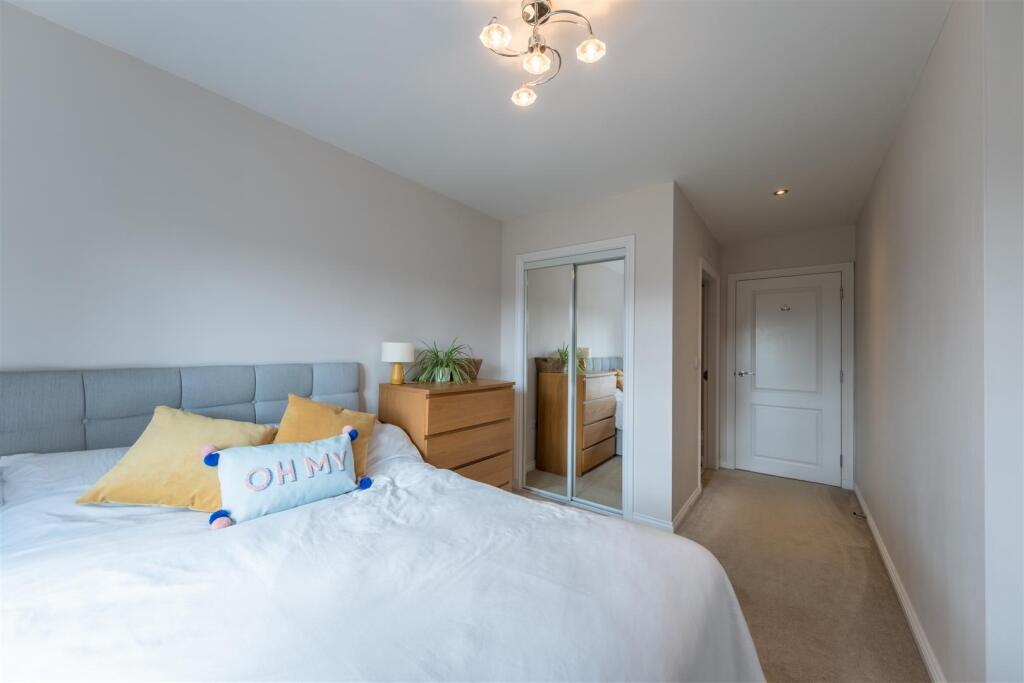 6 Hill Top Grange-021.jpg