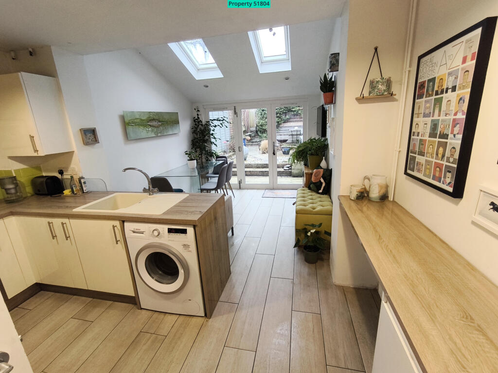 Kitchen/dining room
