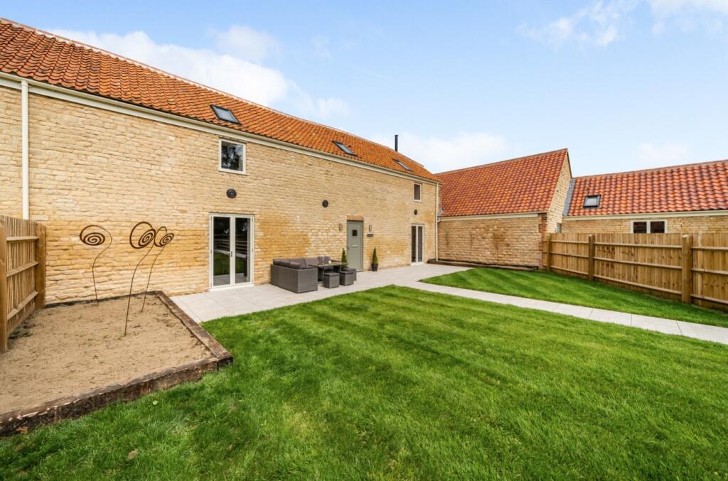 1027595 (10)