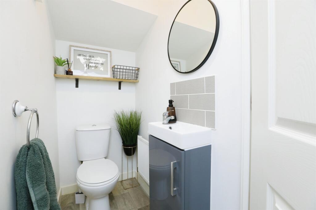 Guest Cloakroom
