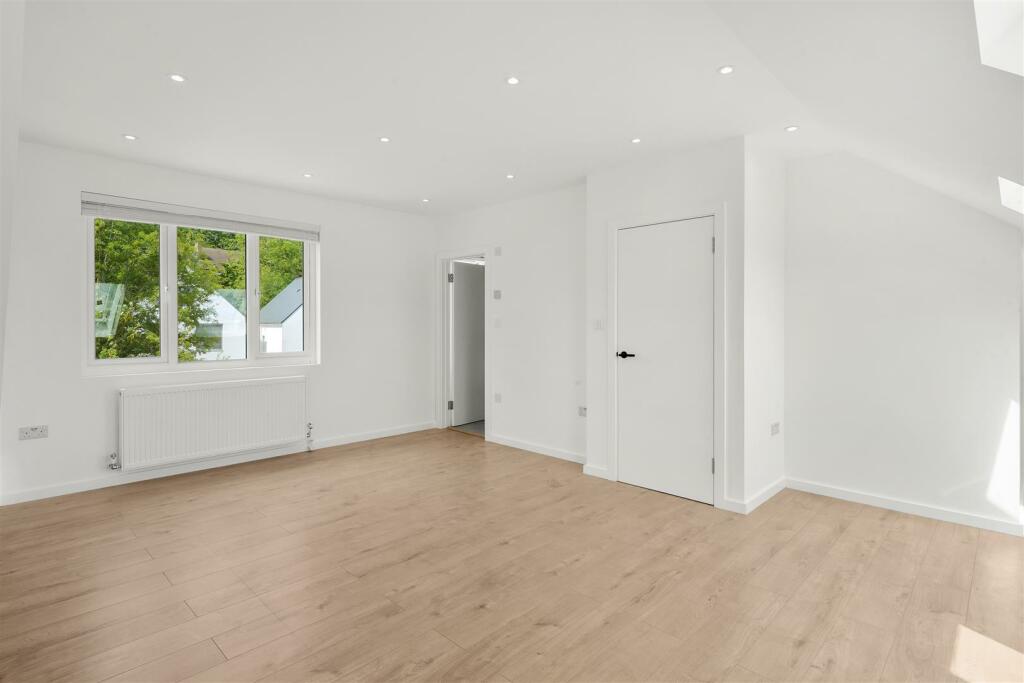 14 St. Andrews Avenue - ipvv9vzdk6Udfn06krBO.jpg
