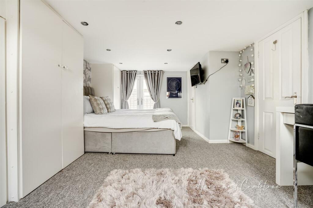 Tarragon Way, Pontpreannau, HernCrabtree (28).jpg