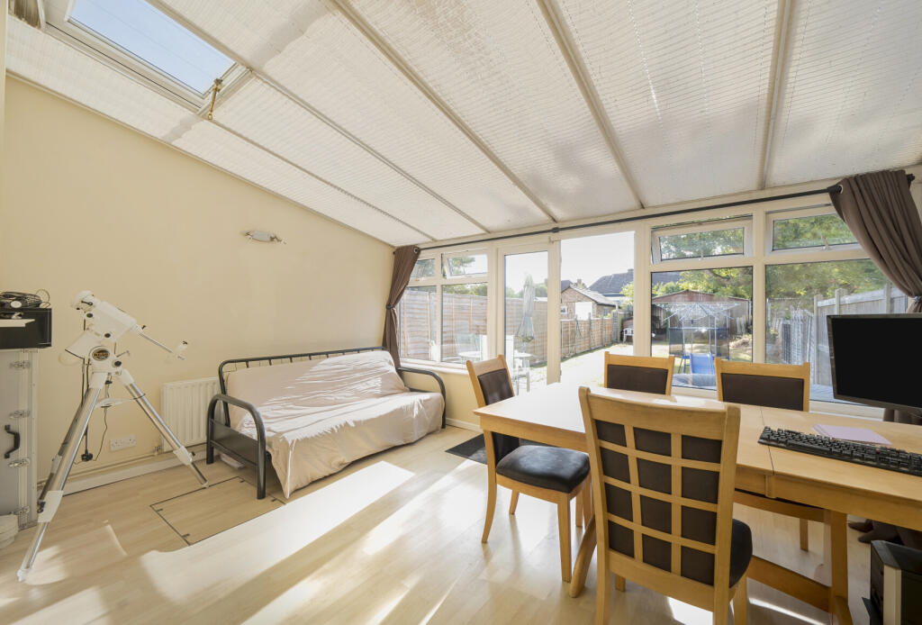 1343733-7-68b0ab0...