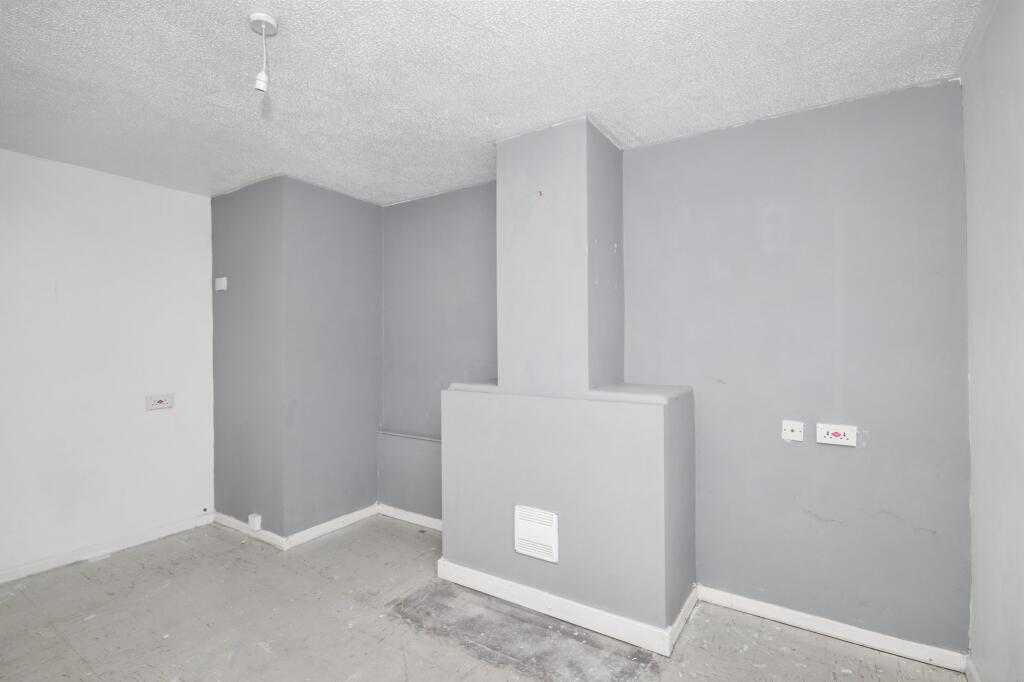 5 The Leys, Sawtry, Huntingdon, Cambridgeshire, PE28 5SE