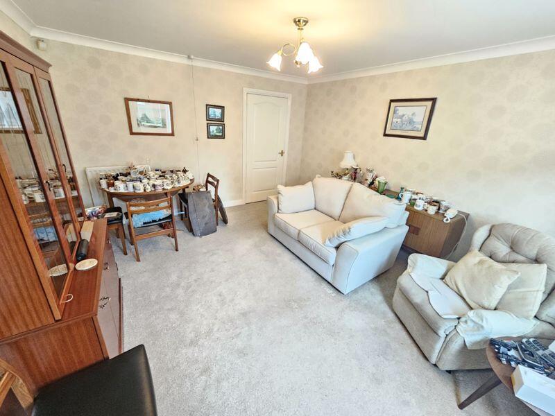 Lounge Additional Image