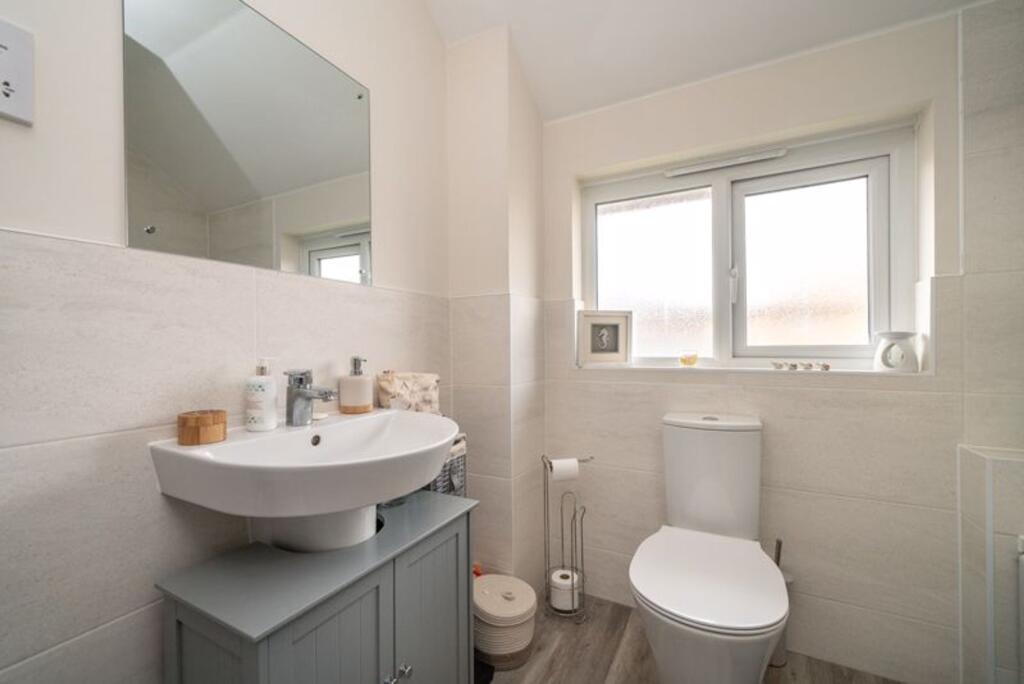 Bathroom &amp; Cloakroom