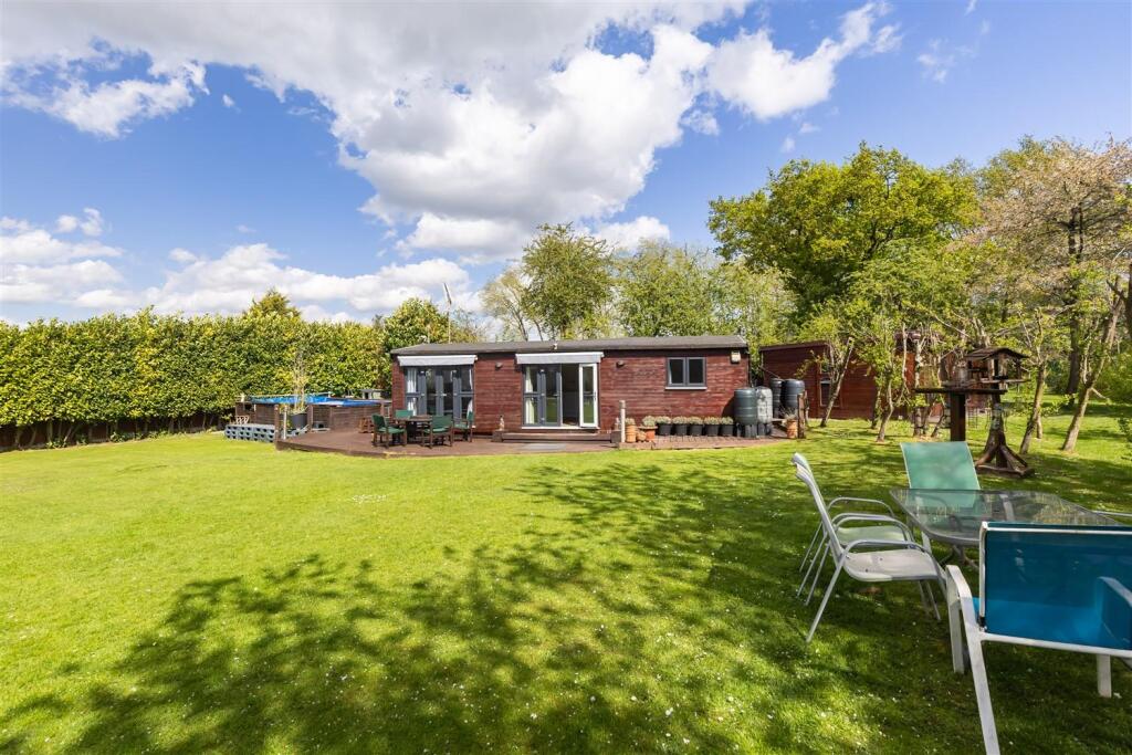 3 New Farm Dr (36).jpg