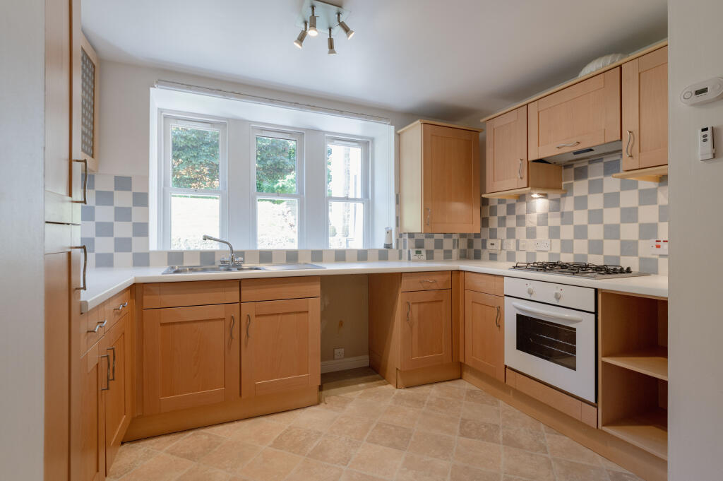 Kitchen 2