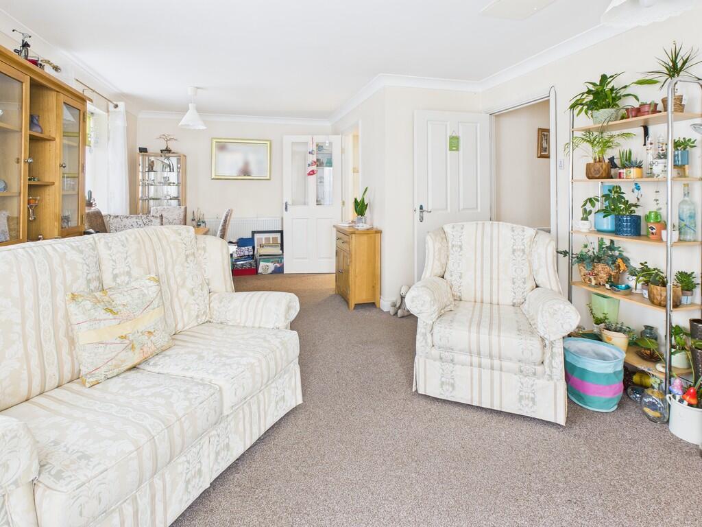 CAM05068G0-PR0048...