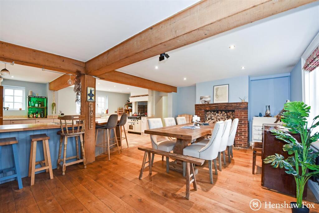 Ph22_5801359 - Copy.jpg