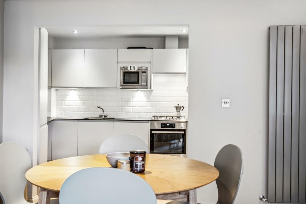 Flat 4 Forrest Court, Rosendale Road, Herne Hill, 
