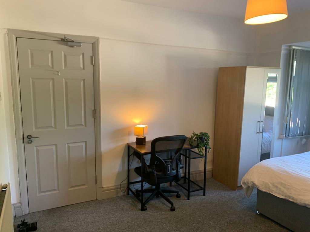 Room 4