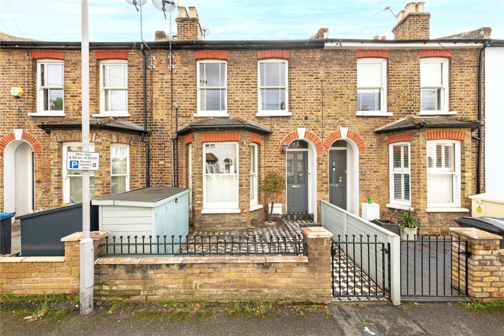 Elton Road, Kingston, London, KT2