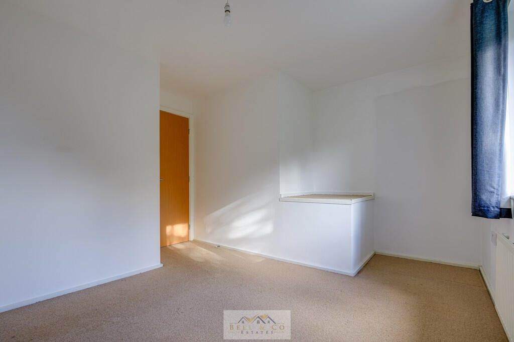 Bedroom 2.3
