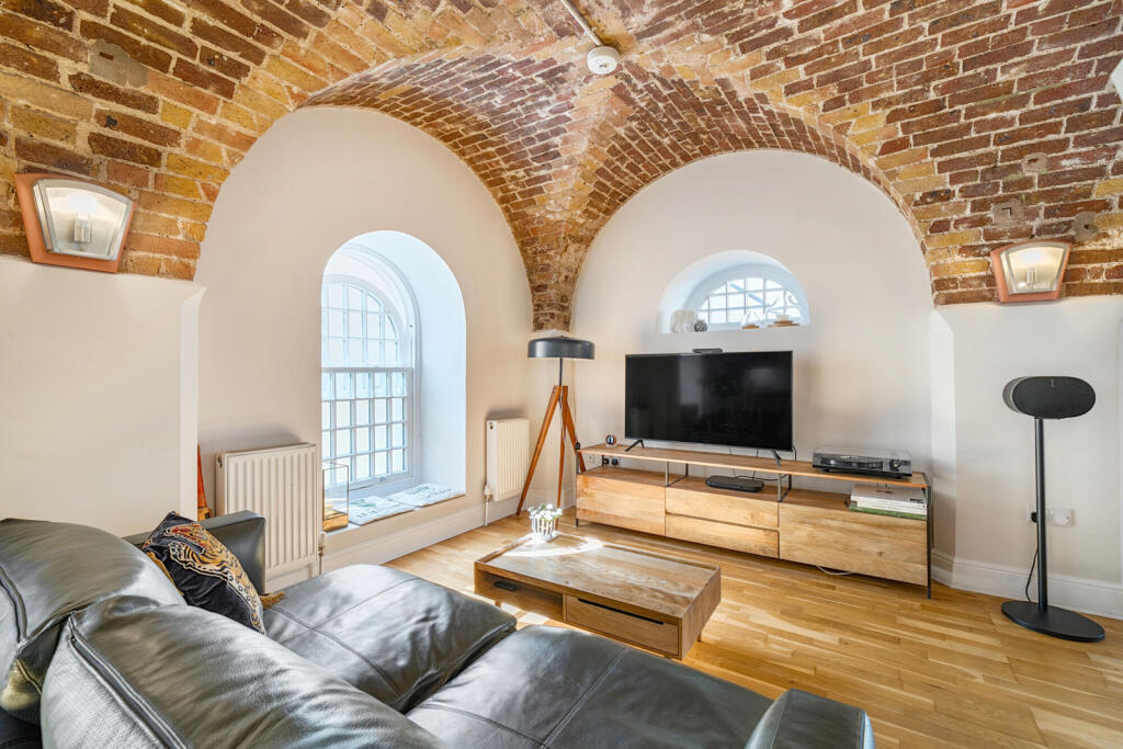 1354053-5-68cd581...