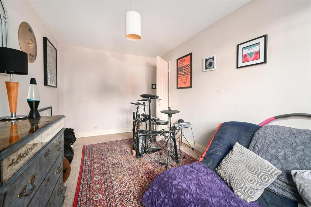 victoria-court-bn41 (10).jpg