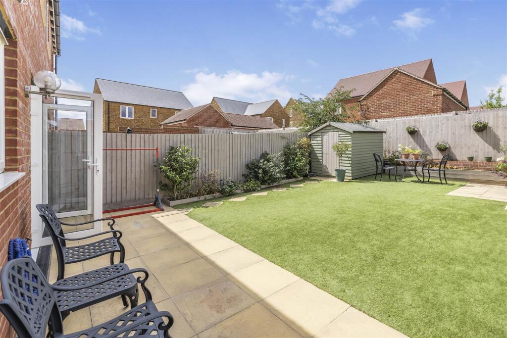 98 Bourton Road, Banbury-15.jpg