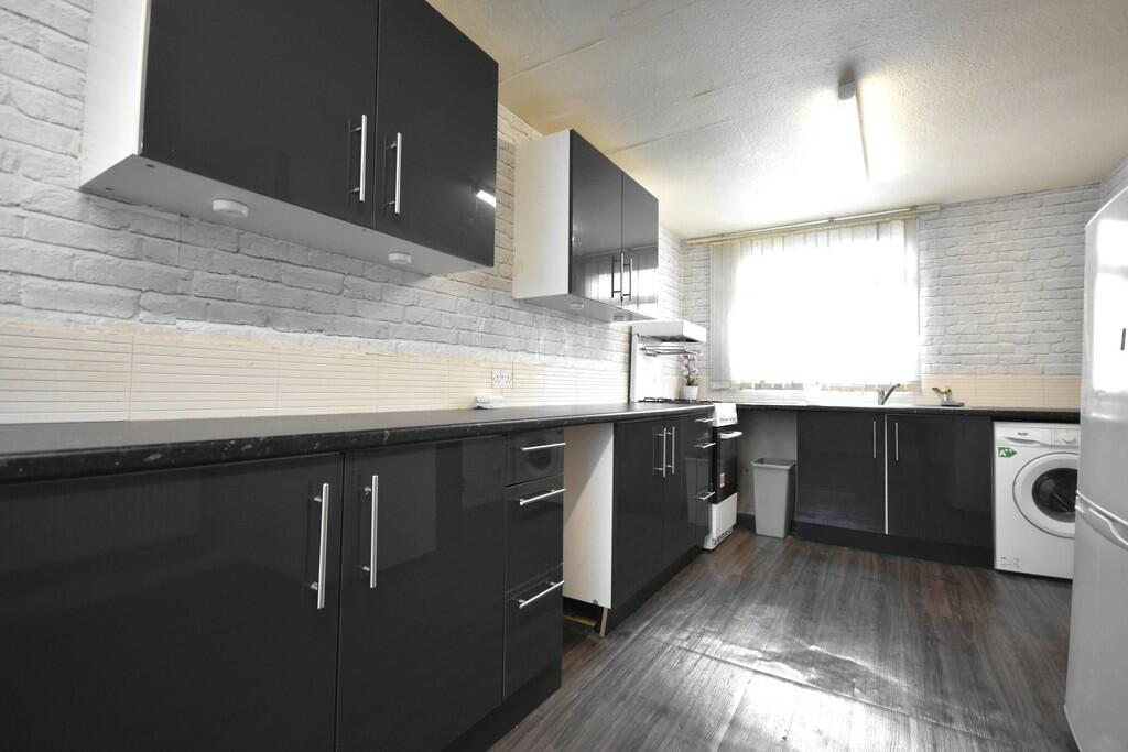 Kitchen-min
