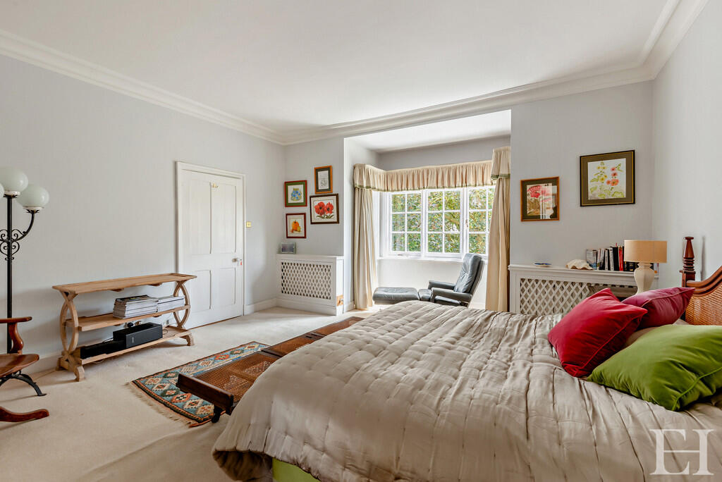 8608849-interiorW...