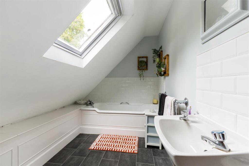 92265_Farthings-Powntley-Copse-Alton (20).jpg