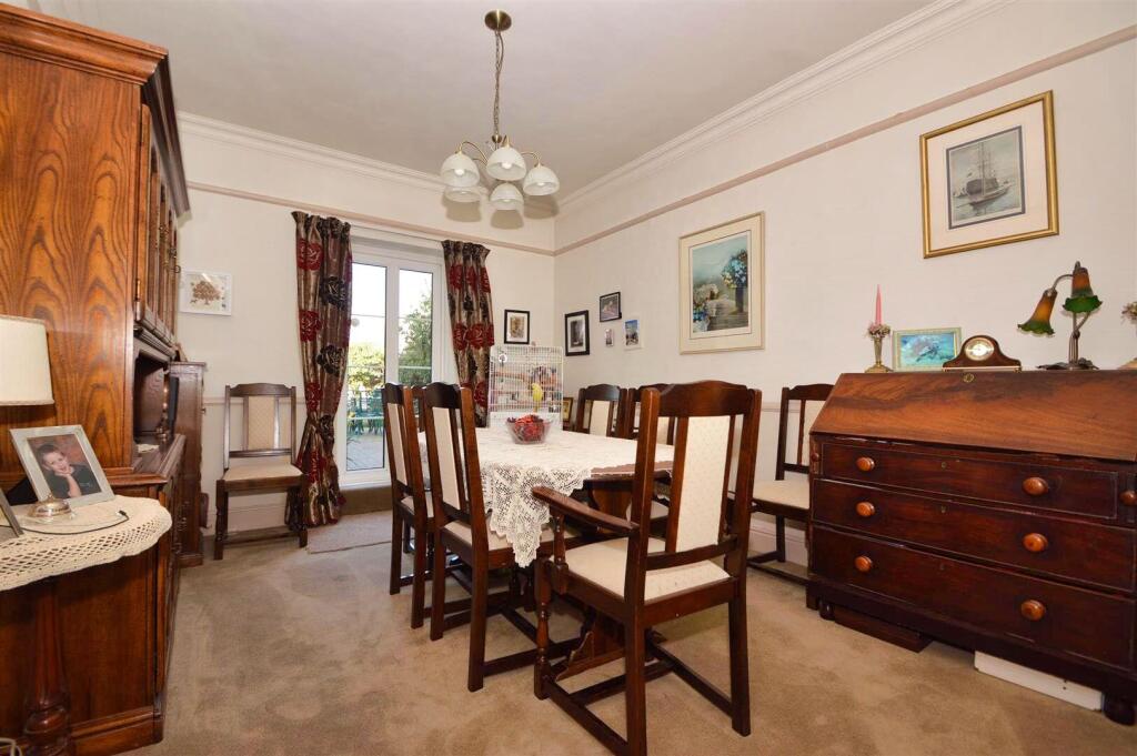 tiQ0LhVpcEQrCrLswiROhu4WhTU (1).jpg