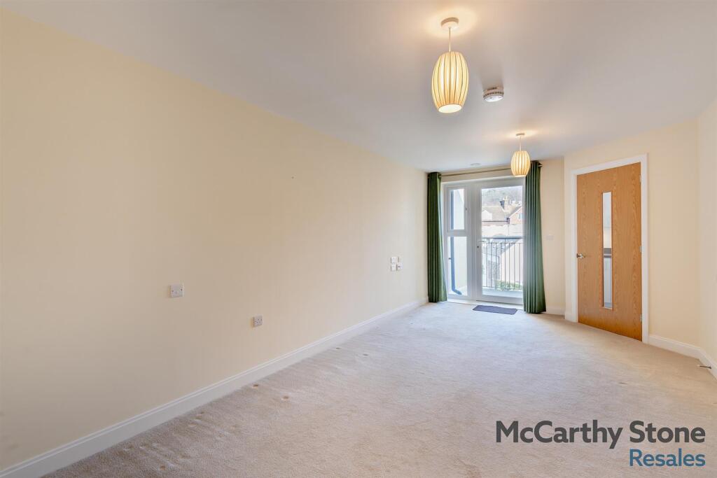 8638128-interior07-800.jpg