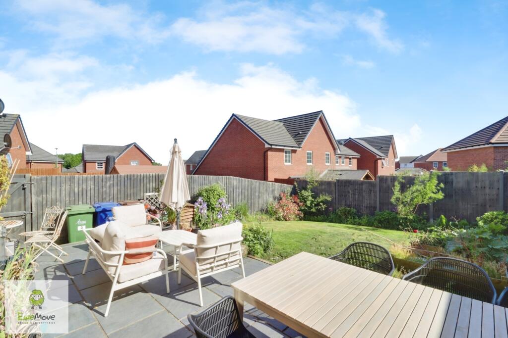 Garden EweMove Cannock