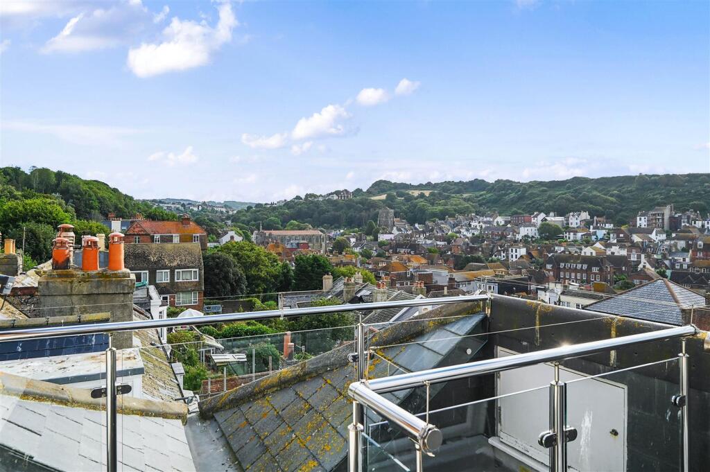 22 Croft road tn34 (36).jpg