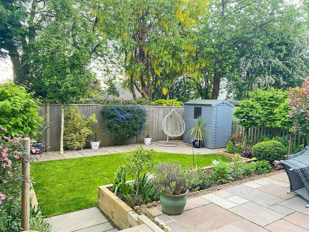 14 Foley garden_lzn.jpg