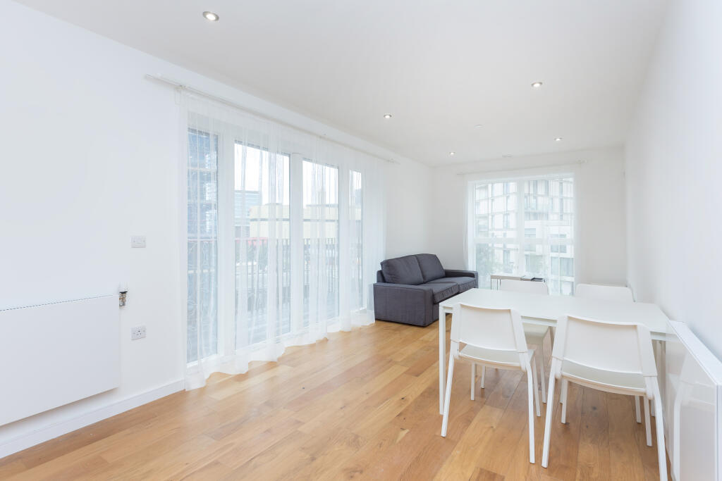 Kitchen/Living Room