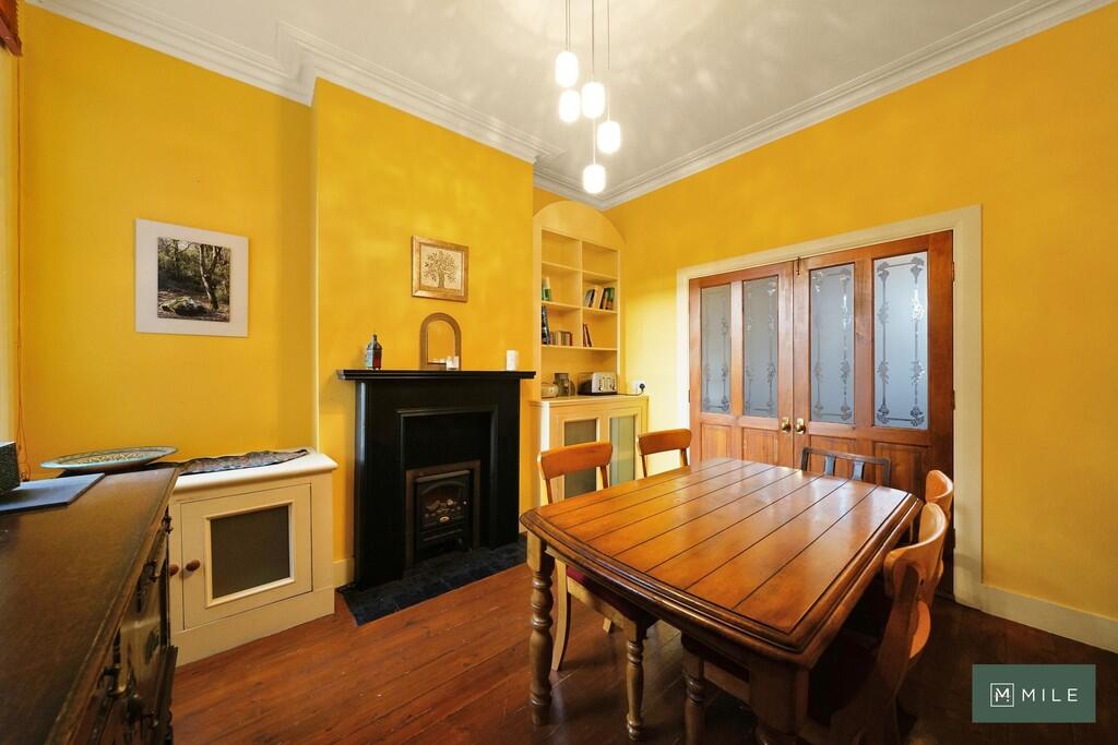 62 Leghorn Road -...