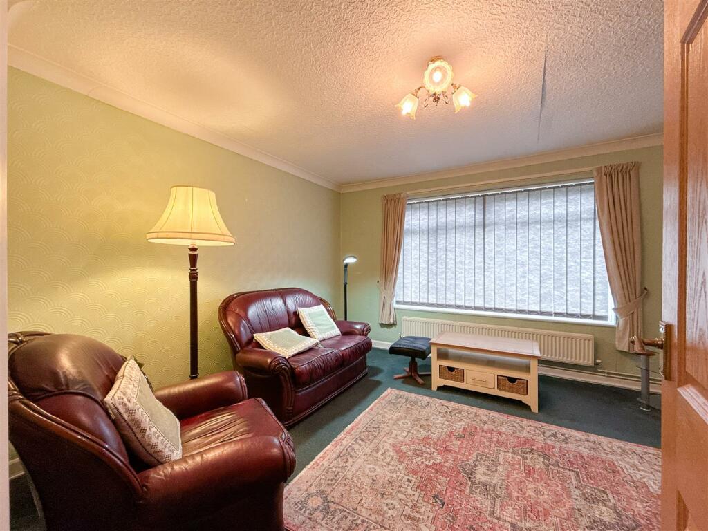 Lounge.jpg