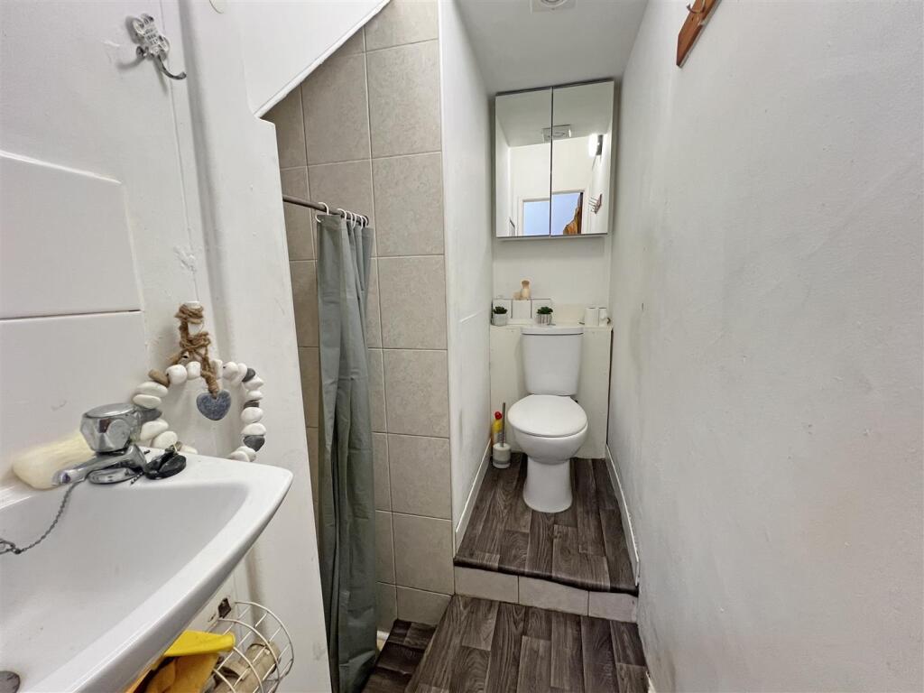 15 - Block of Flats for Auction, St Pauls, Bristol