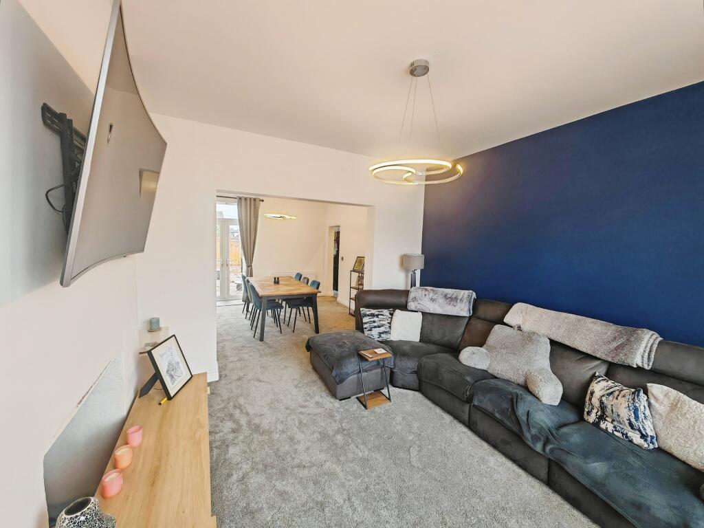 Open plan Living/Dining