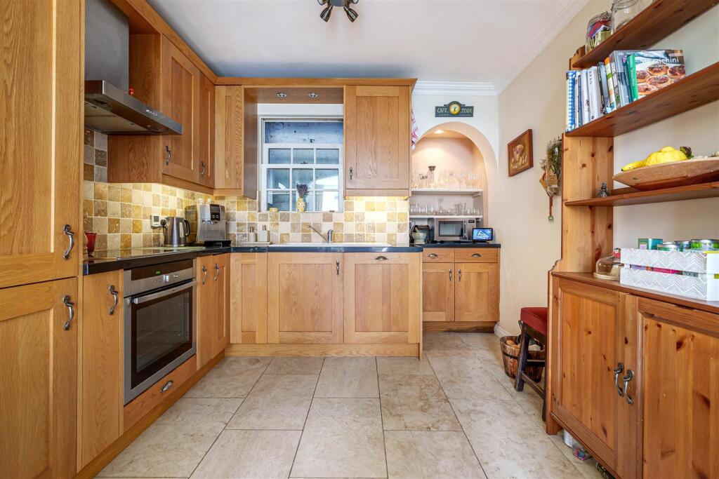 Kitchen.jpg