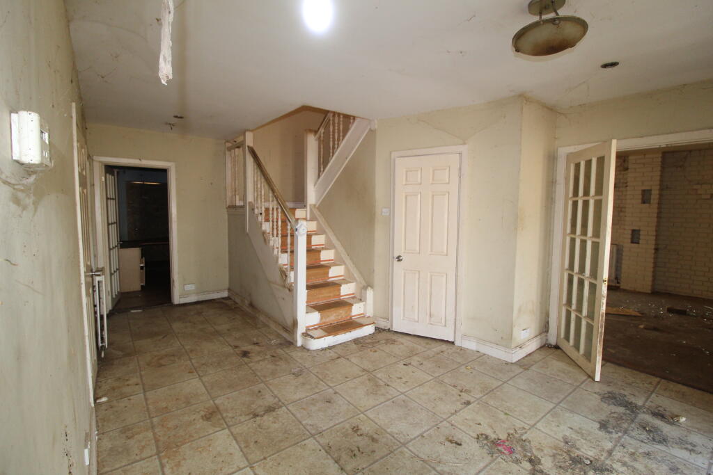 Forest Edge House, Jacobs Walk, Totton, SO40 9JU