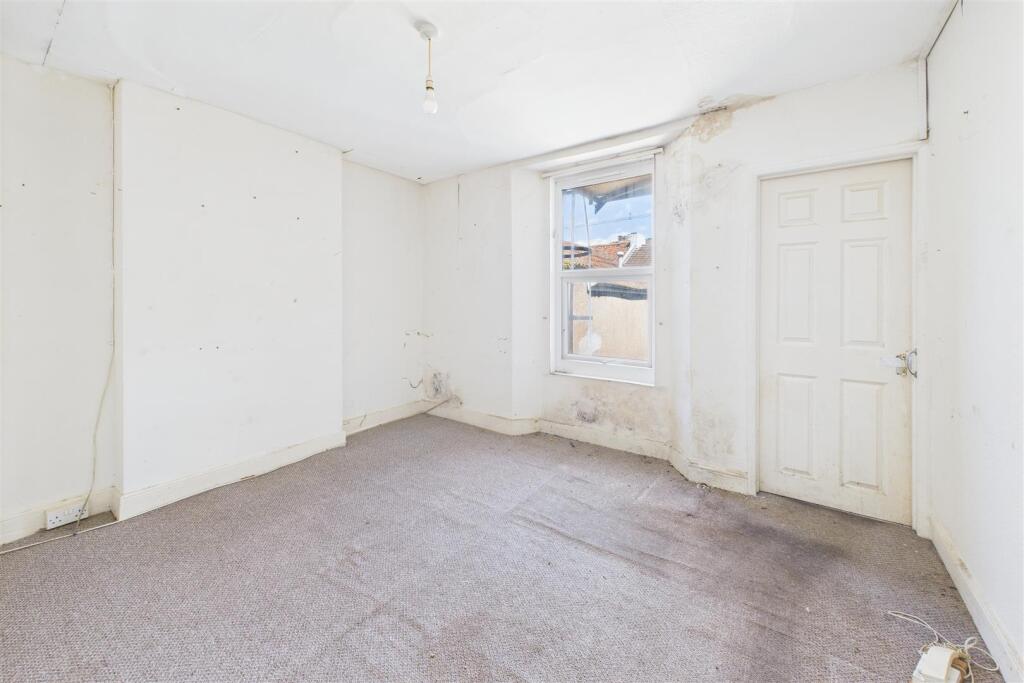 Flats 1 - 3, 4 Hopkins Street Weston-Super-Mare, N