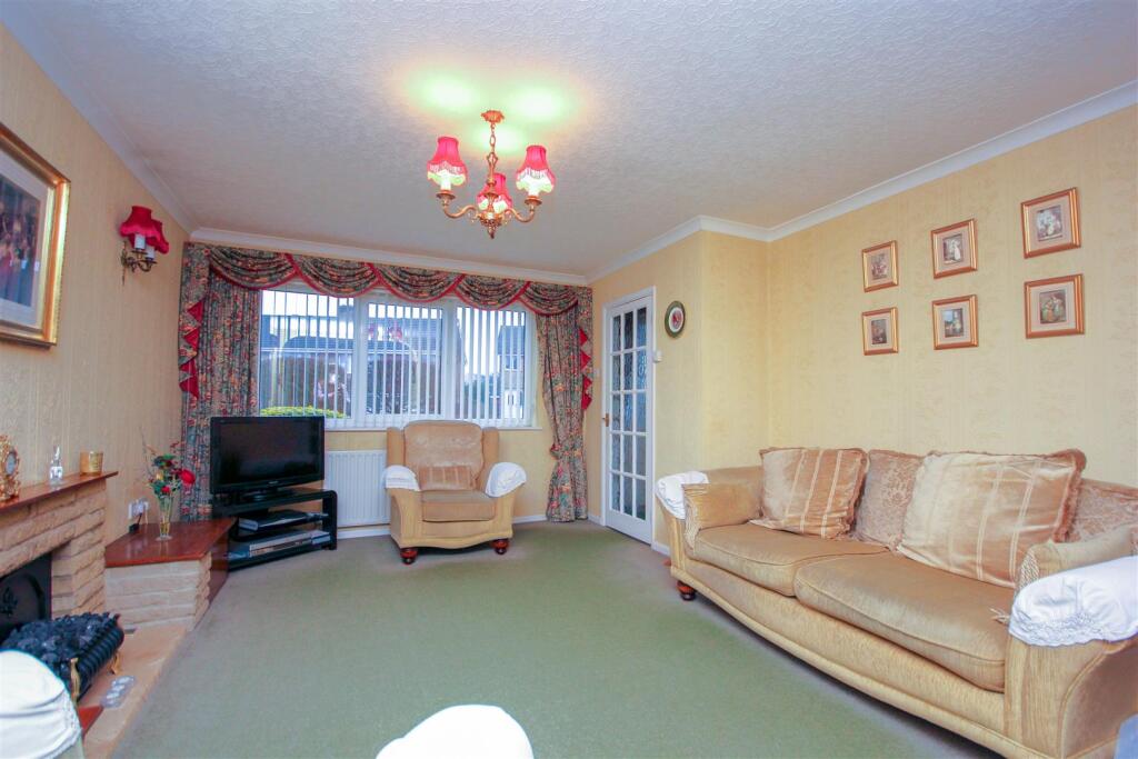 Lounge Area.jpg