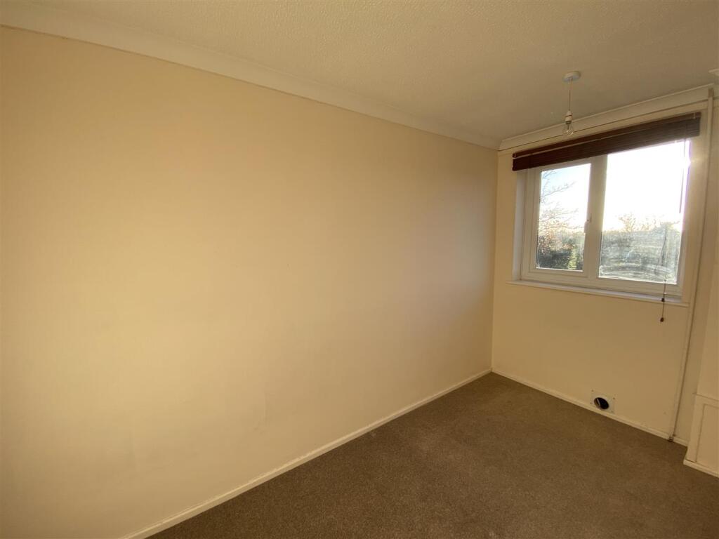 Bedroom 2.jpeg