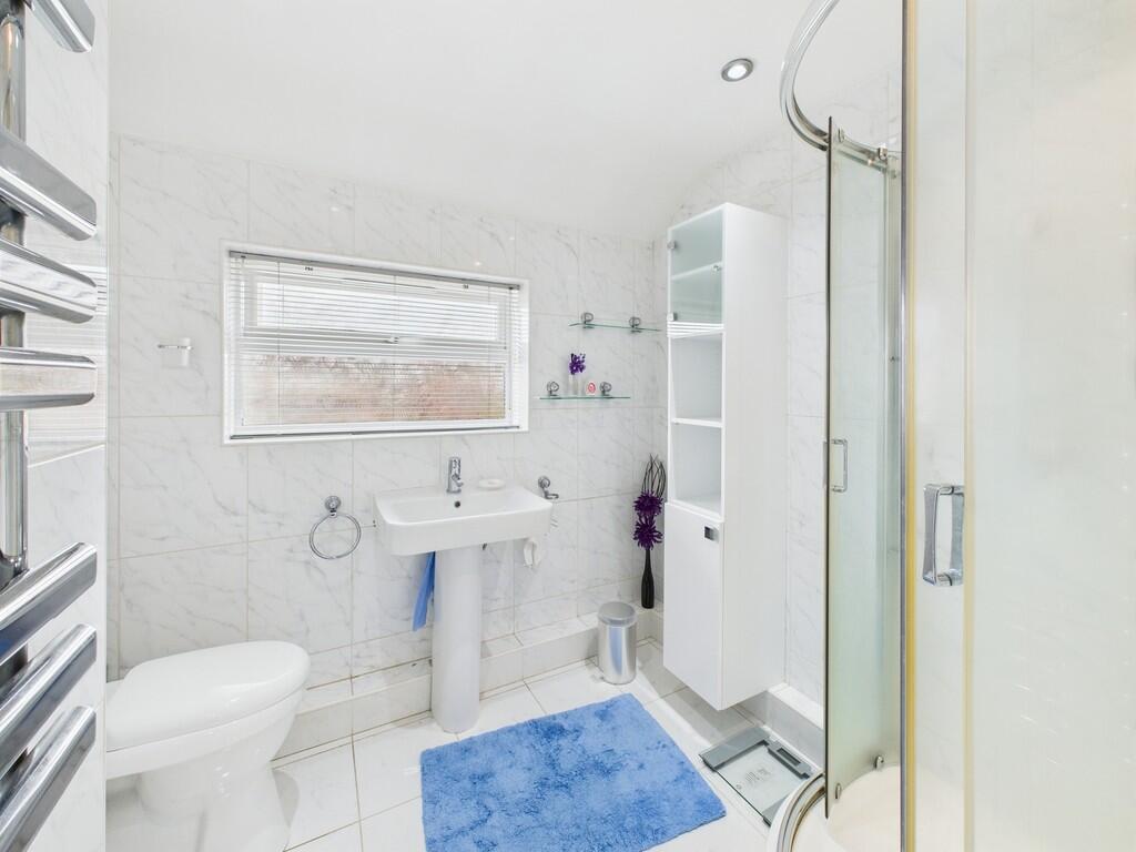 CAM02854G0-PR0395...