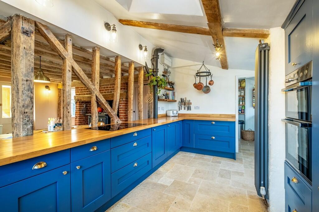 1440px-Halfboys-1...