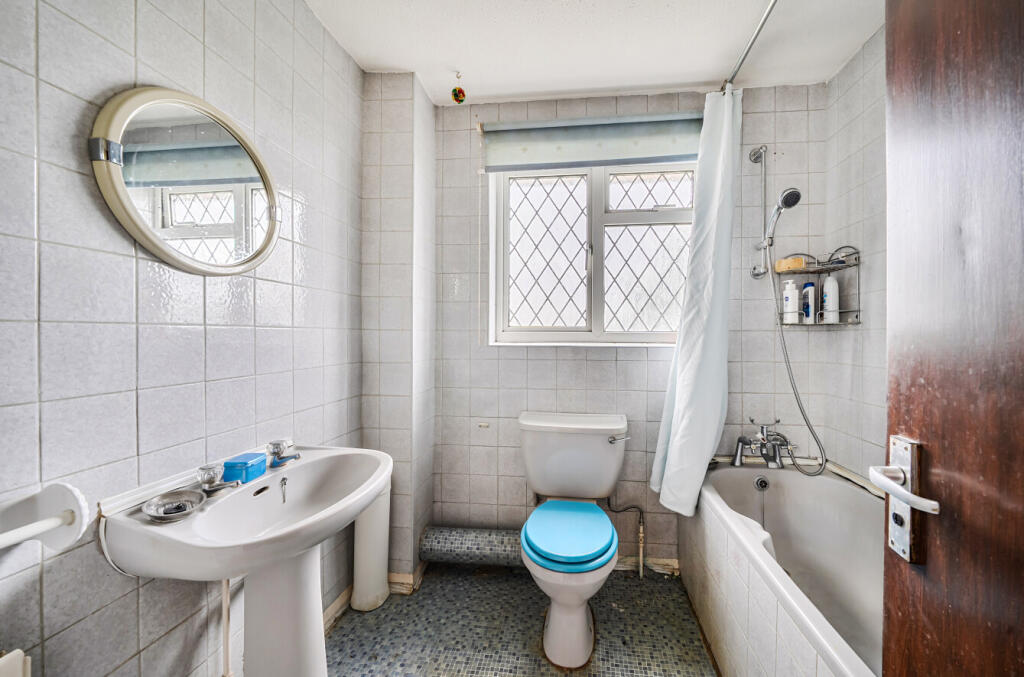 1380125-4-691dd27...