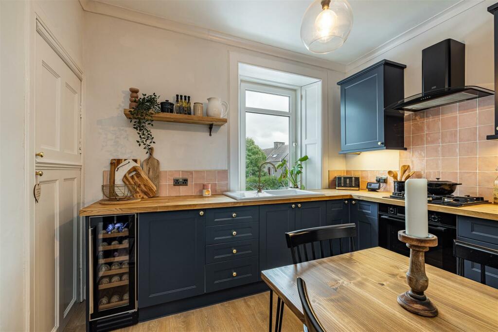 10 Roxburgh Place Galashiels 20.JPG