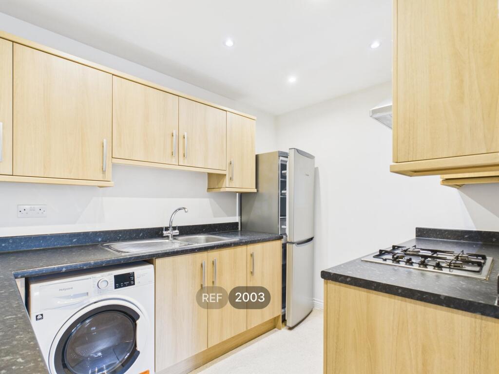 Kitchen/Living area