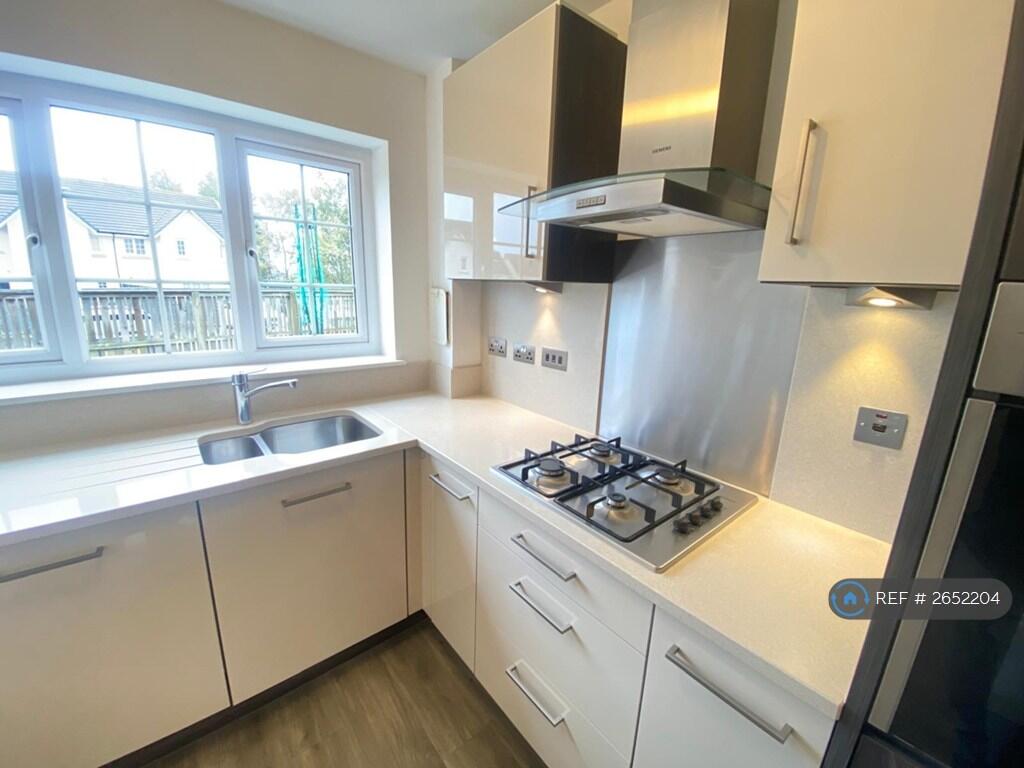 Kitchen 02
