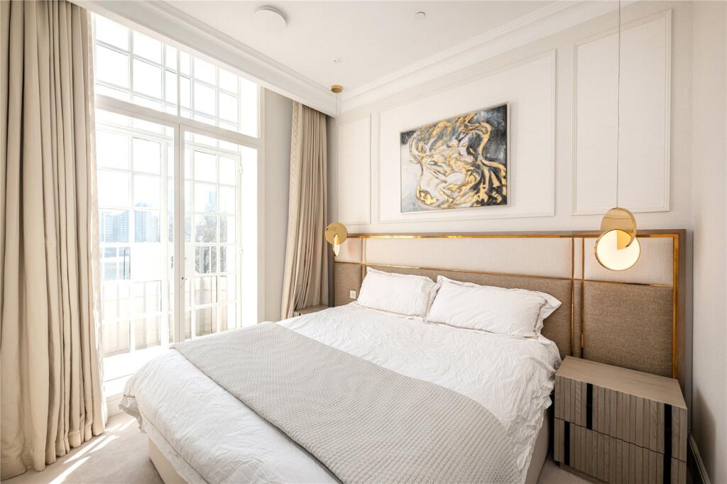 Princiapl Bedroom