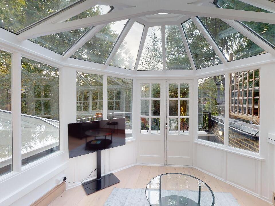 18-Rutland-Gate-A...