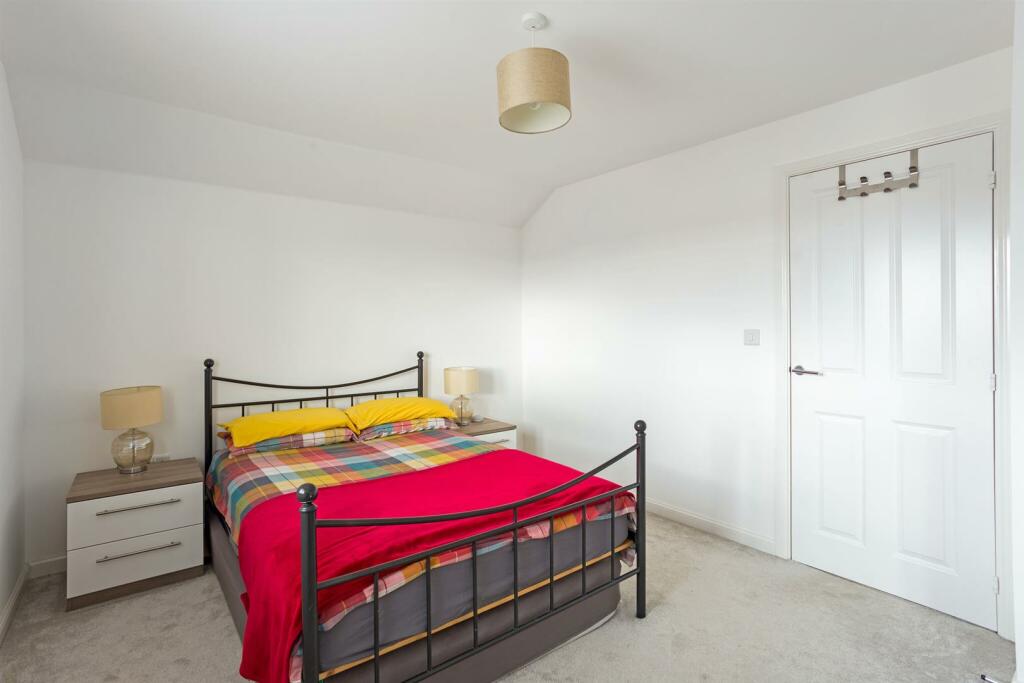 71036_21 Flora Close (14)_low.jpg