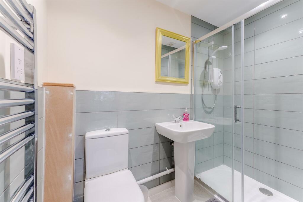 Annexe En-Suite Shower