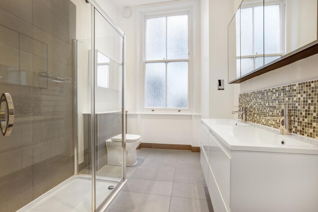 JLL Flat 1 57 Ege...